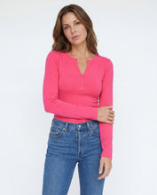Cargar imagen en el visor de la galería, Basica Mujer Fresa Coral