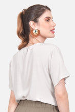 Cargar imagen en el visor de la galería, Blusa Mayida - Arena