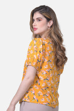 Cargar imagen en el visor de la galería, Blusa Selene Mostaza