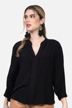 Cargar imagen en el visor de la galería, Blusa Mara Negra