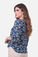 Cargar imagen en el visor de la galería, Blusa Bonnie Indigo