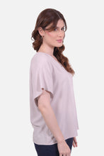 Cargar imagen en el visor de la galería, Blusa Londres Arena