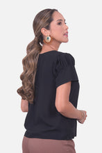 Cargar imagen en el visor de la galería, Blusa Moscu Negra