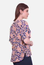 Cargar imagen en el visor de la galería, Blusa Analia Azul Navy