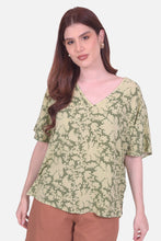 Cargar imagen en el visor de la galería, Blusa Analia Oliva