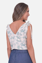 Cargar imagen en el visor de la galería, Blusa Bari Verde