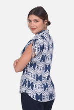 Cargar imagen en el visor de la galería, Blusa Antonia Azul Navy