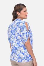 Cargar imagen en el visor de la galería, Blusa Marfil Azul