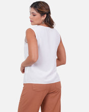 Cargar imagen en el visor de la galería, Blusa Holanda Crudo