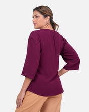 Cargar imagen en el visor de la galería, Blusa Casandra Vino