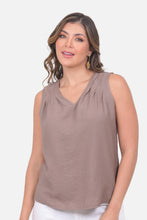 Cargar imagen en el visor de la galería, Blusa Camil Taupe