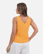 Cargar imagen en el visor de la galería, Blusa Nigeria Mostaza