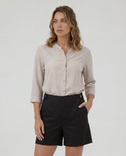 Cargar imagen en el visor de la galería, Blusa Evelia Arena