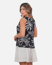 Cargar imagen en el visor de la galería, Blusa Darak Negra
