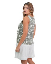 Cargar imagen en el visor de la galería, Blusa Darak Oliva