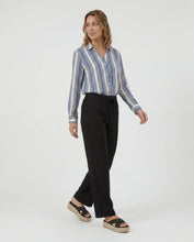 Cargar imagen en el visor de la galería, Blusa Martha Indigo