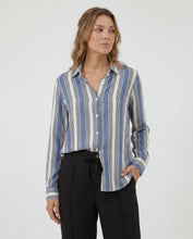 Cargar imagen en el visor de la galería, Blusa Martha Indigo