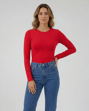 Cargar imagen en el visor de la galería, Basica Mujer Banana Roja