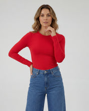 Cargar imagen en el visor de la galería, Basica Mujer Banana Roja