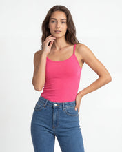 Cargar imagen en el visor de la galería, Basica Mujer Magenta Coral