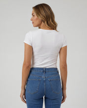 Cargar imagen en el visor de la galería, Basica Mujer Kiwi Crudo