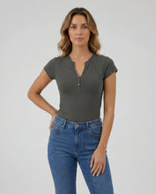 Cargar imagen en el visor de la galería, Basica Mujer Kiwi Verde Medio