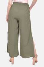 Cargar imagen en el visor de la galería, Pantalon Camelia Oliva