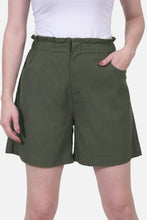 Cargar imagen en el visor de la galería, Short Bennet Verde Militar