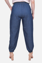 Cargar imagen en el visor de la galería, Pantalon Rosales Azul Medio