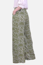 Cargar imagen en el visor de la galería, Pantalon Beirut Verde Militar