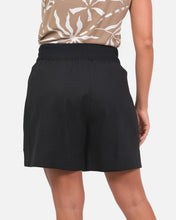 Cargar imagen en el visor de la galería, Short Silvina Negro