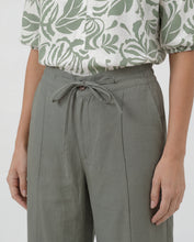 Cargar imagen en el visor de la galería, Pantalon Hannibal Oliva
