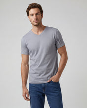 Cargar imagen en el visor de la galería, Camiseta Hombre Cuello V Gris Perla
