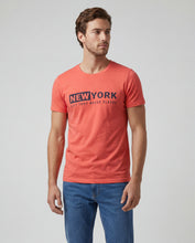 Cargar imagen en el visor de la galería, Camiseta Estampada 1039