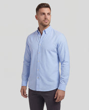 Cargar imagen en el visor de la galería, Camisa Oxford Azul Claro