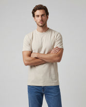 Cargar imagen en el visor de la galería, Camiseta Hombre Cuello Doble Arena
