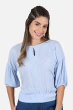 Cargar imagen en el visor de la galería, Blusa Silene Azul Claro