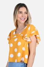 Cargar imagen en el visor de la galería, Blusa Kiara Mostaza