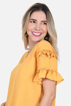 Cargar imagen en el visor de la galería, Blusa Fraide Mostaza