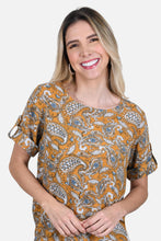 Cargar imagen en el visor de la galería, Blusa Saldibar Mostaza