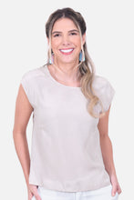 Cargar imagen en el visor de la galería, Blusa Escandon Arena