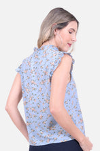 Cargar imagen en el visor de la galería, Blusa Genova Azul Claro