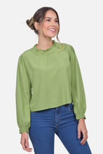 Cargar imagen en el visor de la galería, Blusa Martica Verde Manzana