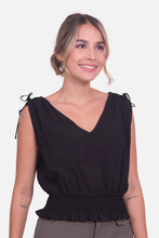 Cargar imagen en el visor de la galería, Blusa Timbu Negra