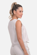 Cargar imagen en el visor de la galería, Blusa Lisboa Beige