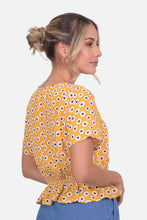 Cargar imagen en el visor de la galería, Blusa Laos Mostaza
