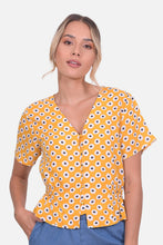 Cargar imagen en el visor de la galería, Blusa Laos Mostaza