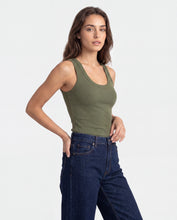 Cargar imagen en el visor de la galería, Básica Rib Ariel - Verde Militar