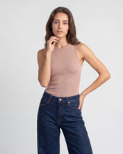 Cargar imagen en el visor de la galería, Bßsica Rib Mila - Camel