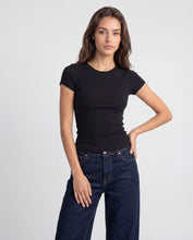 Cargar imagen en el visor de la galería, Blusa Moana Negra
